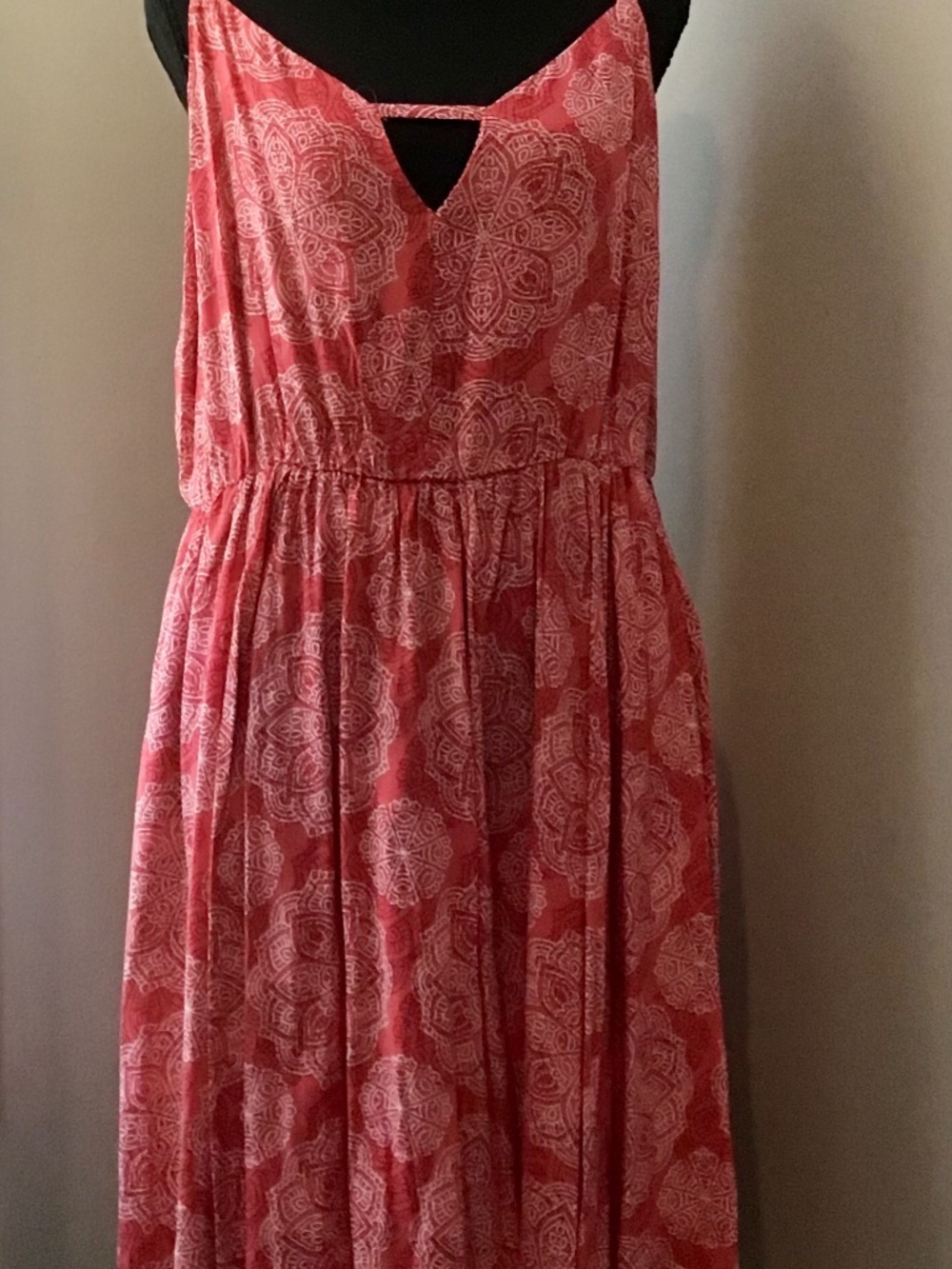 Torrid, size 2, coral color